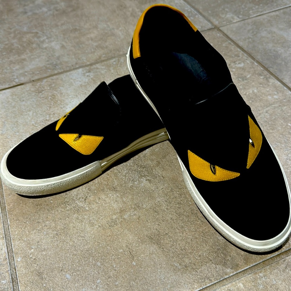 Men’s Fendi shoes in black and yellow size 7 E
